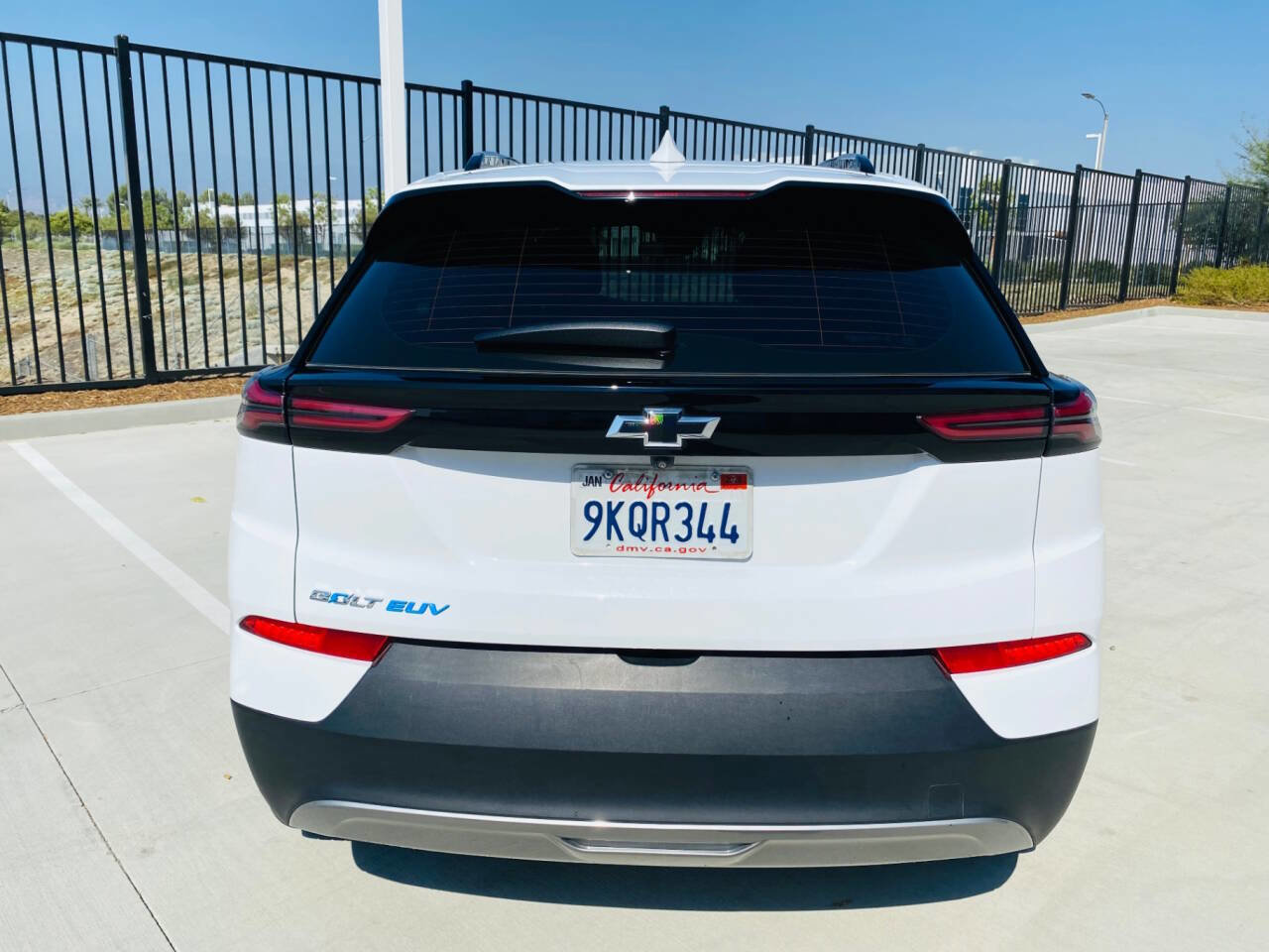 Used 2023 Chevrolet Bolt EUV LT image 14