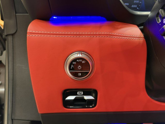 Used 2022 Mercedes-Benz SL 63 AMG 4MATIC image 25