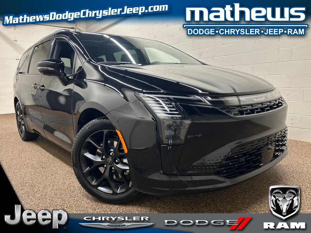 New 2027 Chrysler Pacifica Limited w/ S Appearance Package FWD image 1