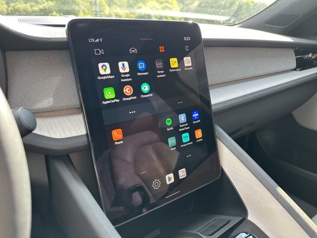 Used 2023 Polestar Polestar 2 w/ Pilot Pack image 22