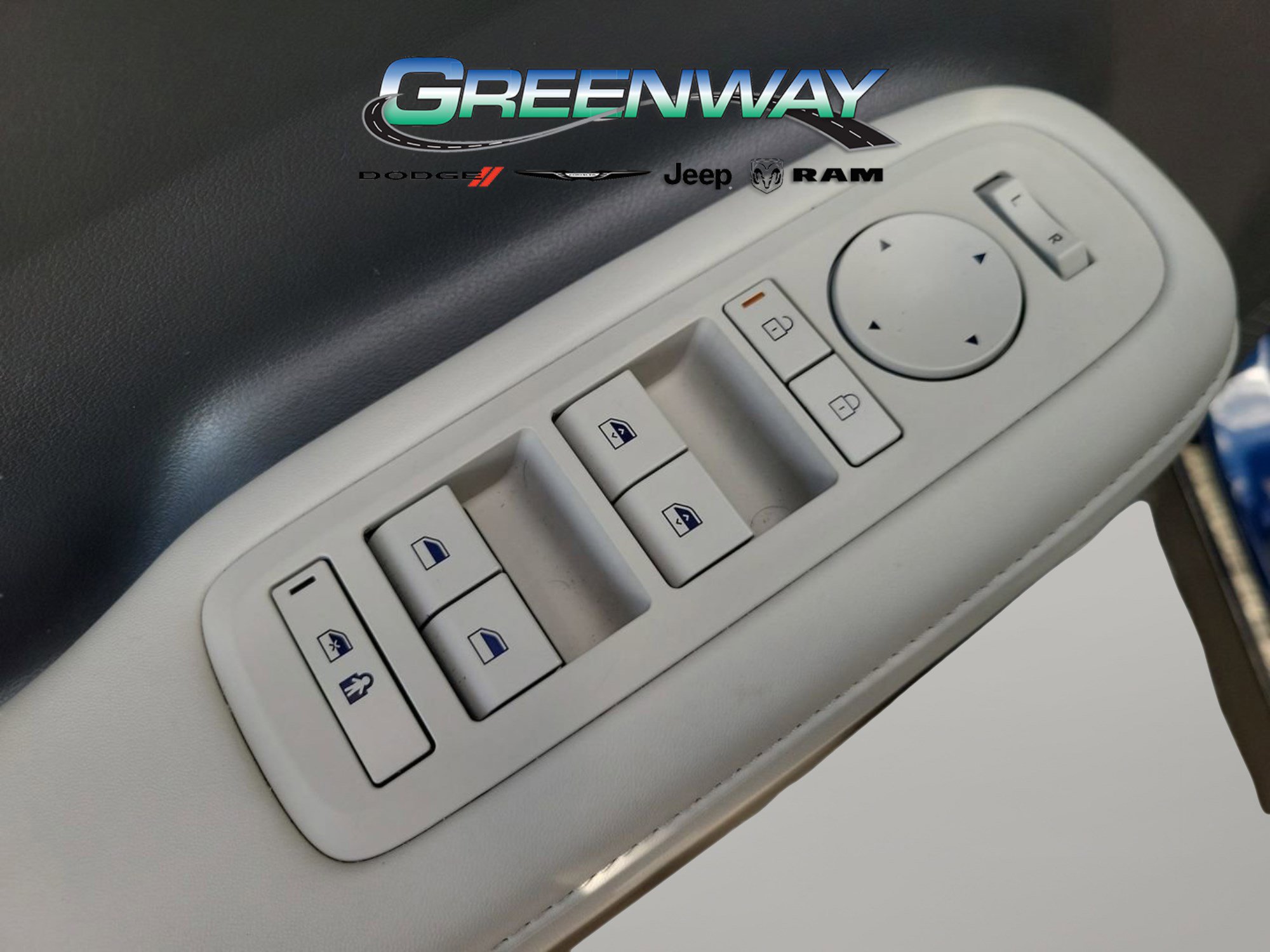 Used 2025 Hyundai Santa Fe SEL image 15