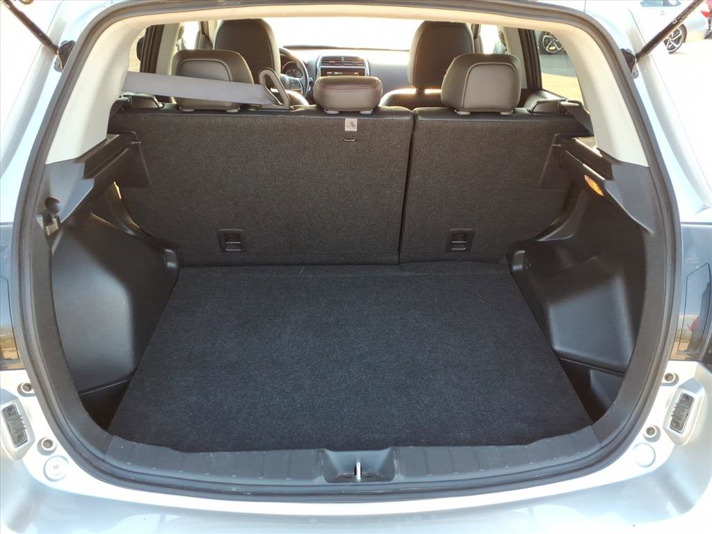 Used 2024 Mitsubishi Outlander Sport SE image 14