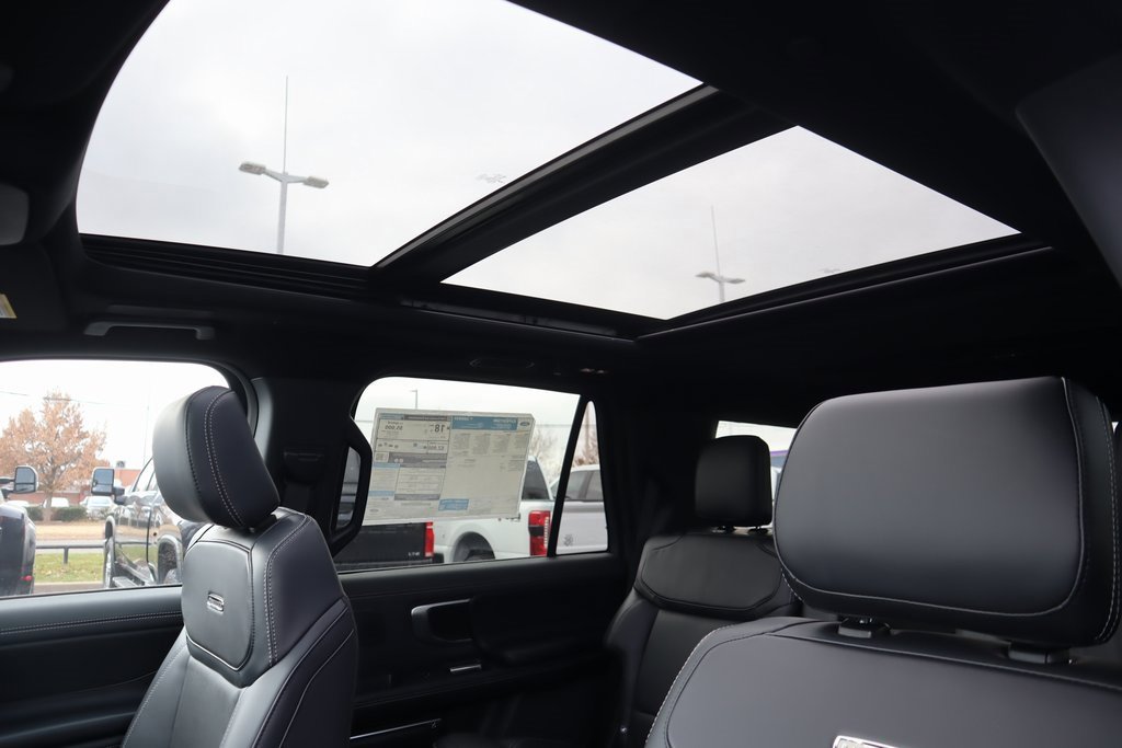 New 2025 Ford Expedition Platinum w/ Stealth Performance Package image 17