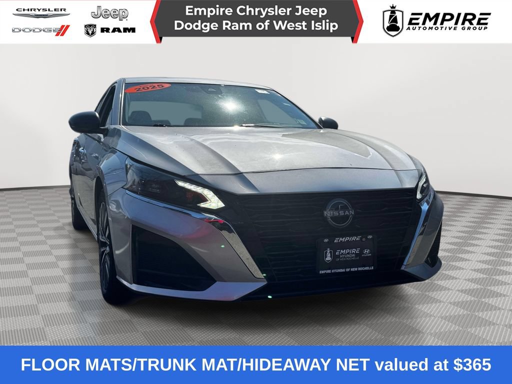 Used 2024 Nissan Altima 2.5 SV