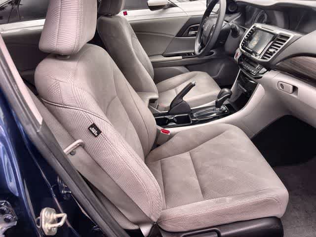 Used 2016 Honda Accord EX image 12
