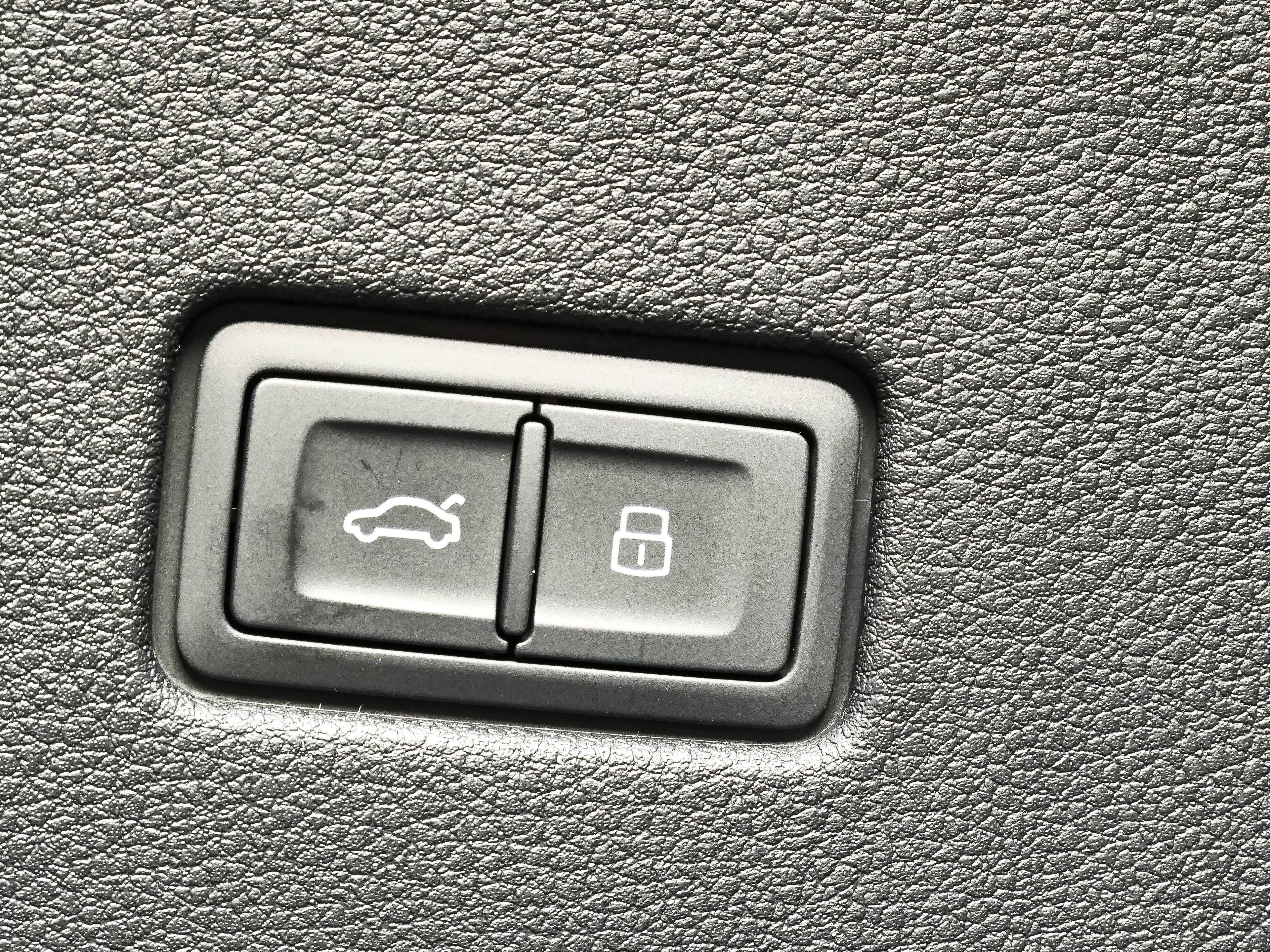 New 2026 Audi SQ8 Prestige AWD/4WD image 29