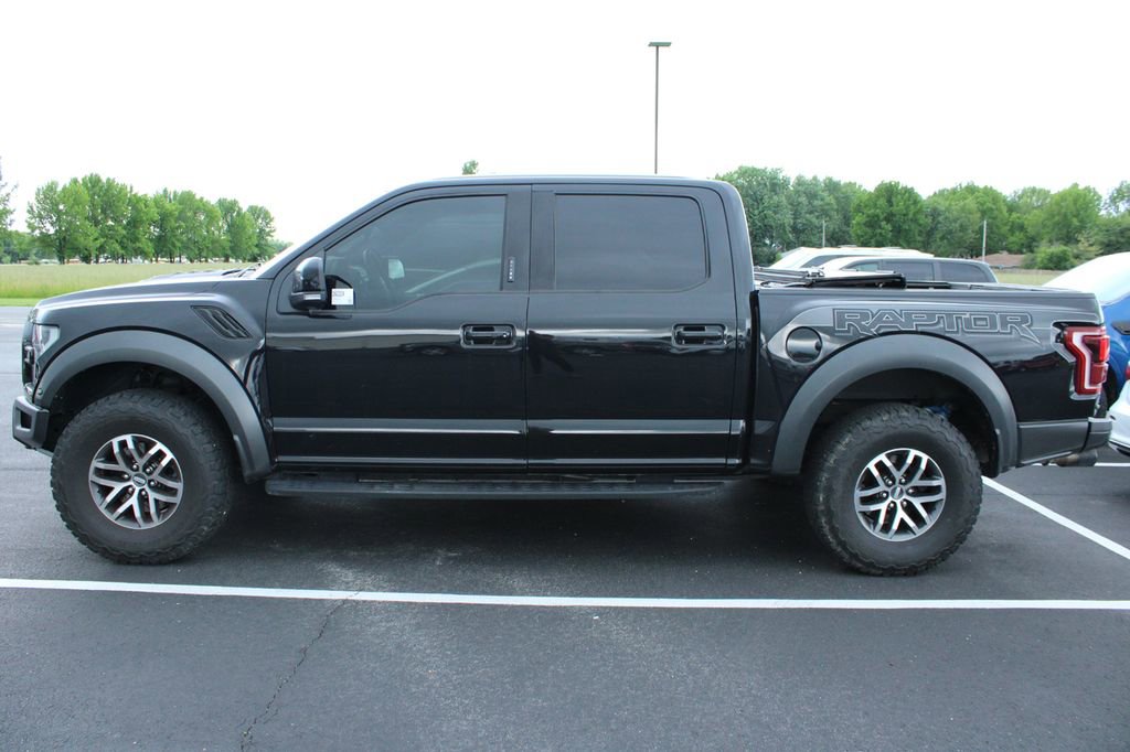 Used 2018 Ford F150 Raptor w/ Equipment Group 802A Luxury AWD/4WD image 8
