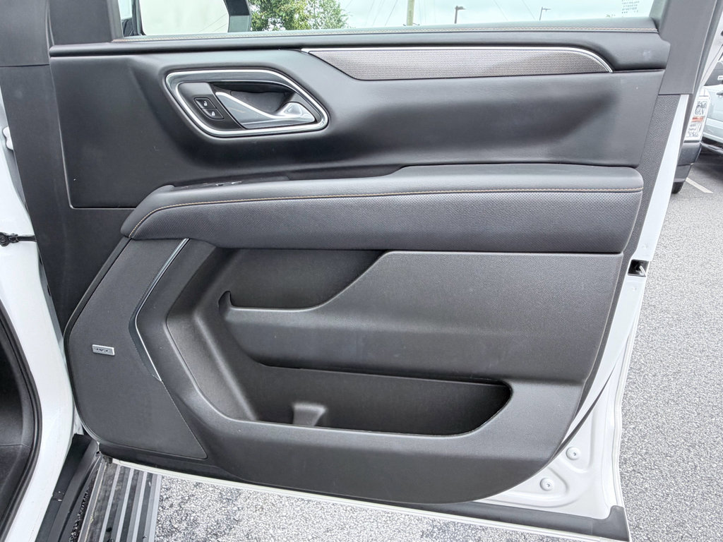 Used 2023 GMC Yukon AT4 w/ AT4 Premium Plus Package AWD/4WD image 35