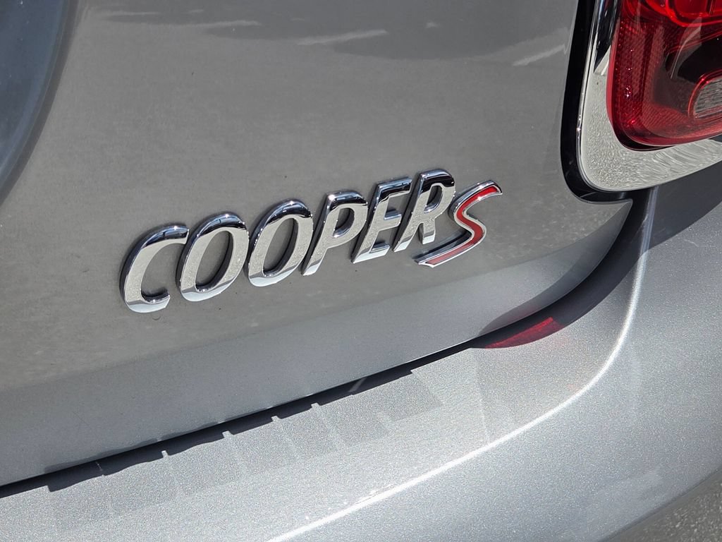 Used 2024 MINI Cooper S w/ Signature Upholstery Package FWD image 16