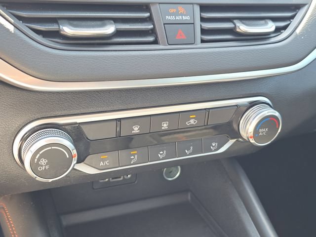 Certified 2021 Nissan Altima 2.5 SR FWD image 24