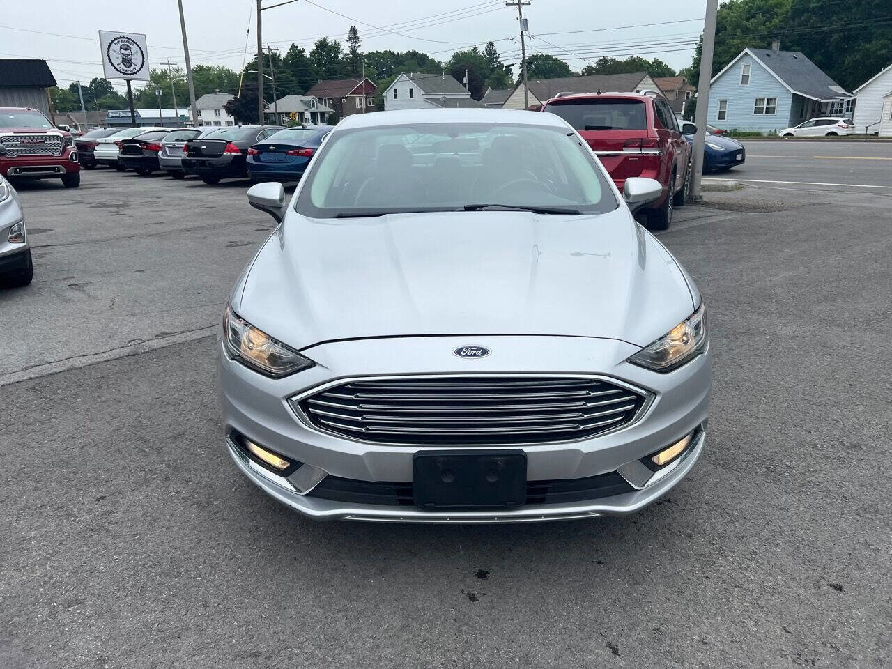 Used 2017 Ford Fusion SE w/ Equipment Group 201A image 8