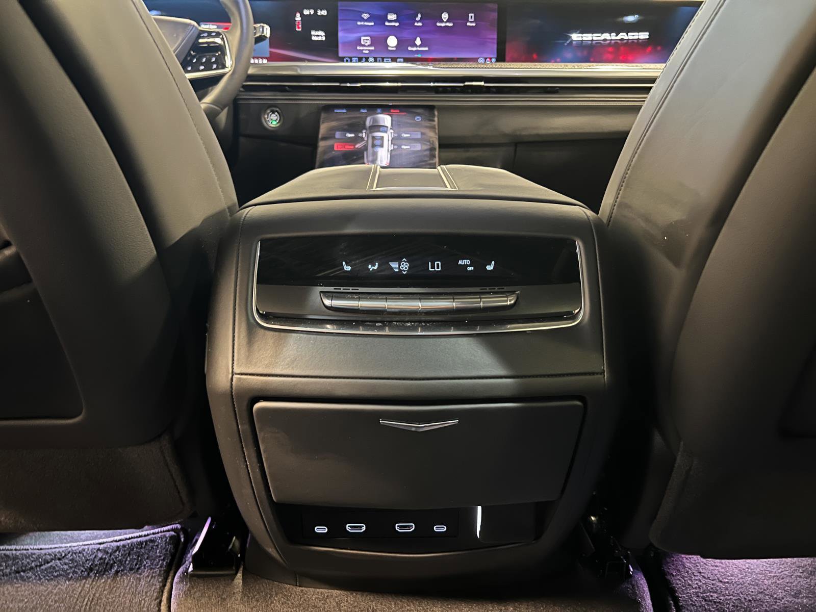 Used 2026 Cadillac Escalade V image 32