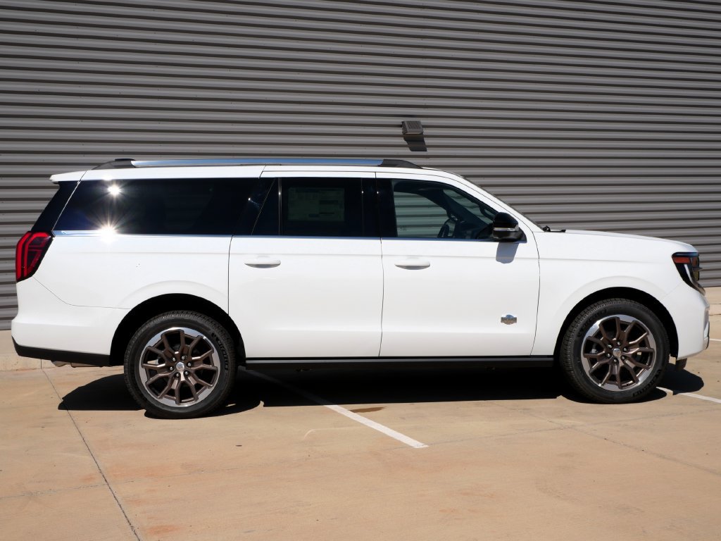 New 2027 Ford Expedition Max King Ranch AWD/4WD image 2