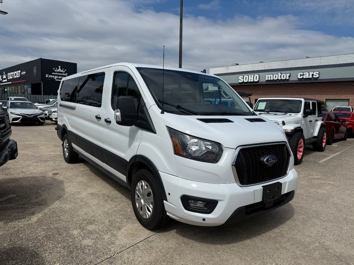 Used 2024 Ford Transit 350 XLT RWD image 2