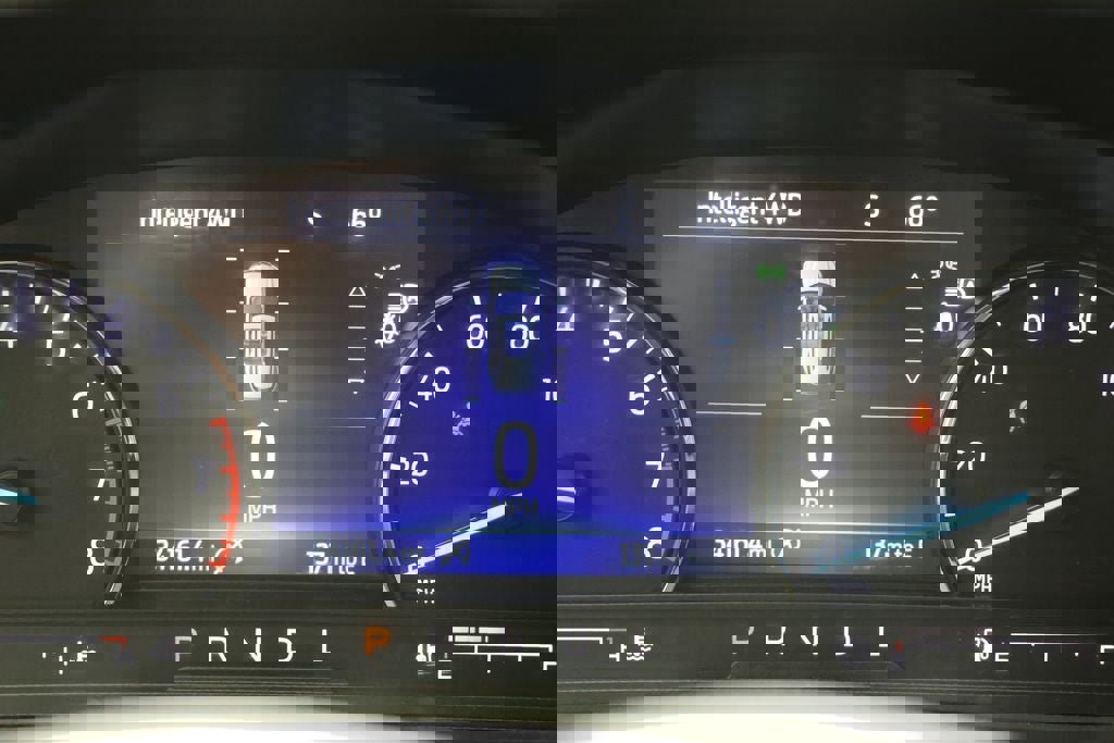 Used 2021 Ford Explorer XLT w/ Equipment Group 202A image 16