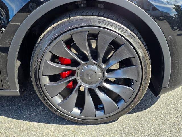 Used 2022 Tesla Model Y Performance AWD/4WD image 11