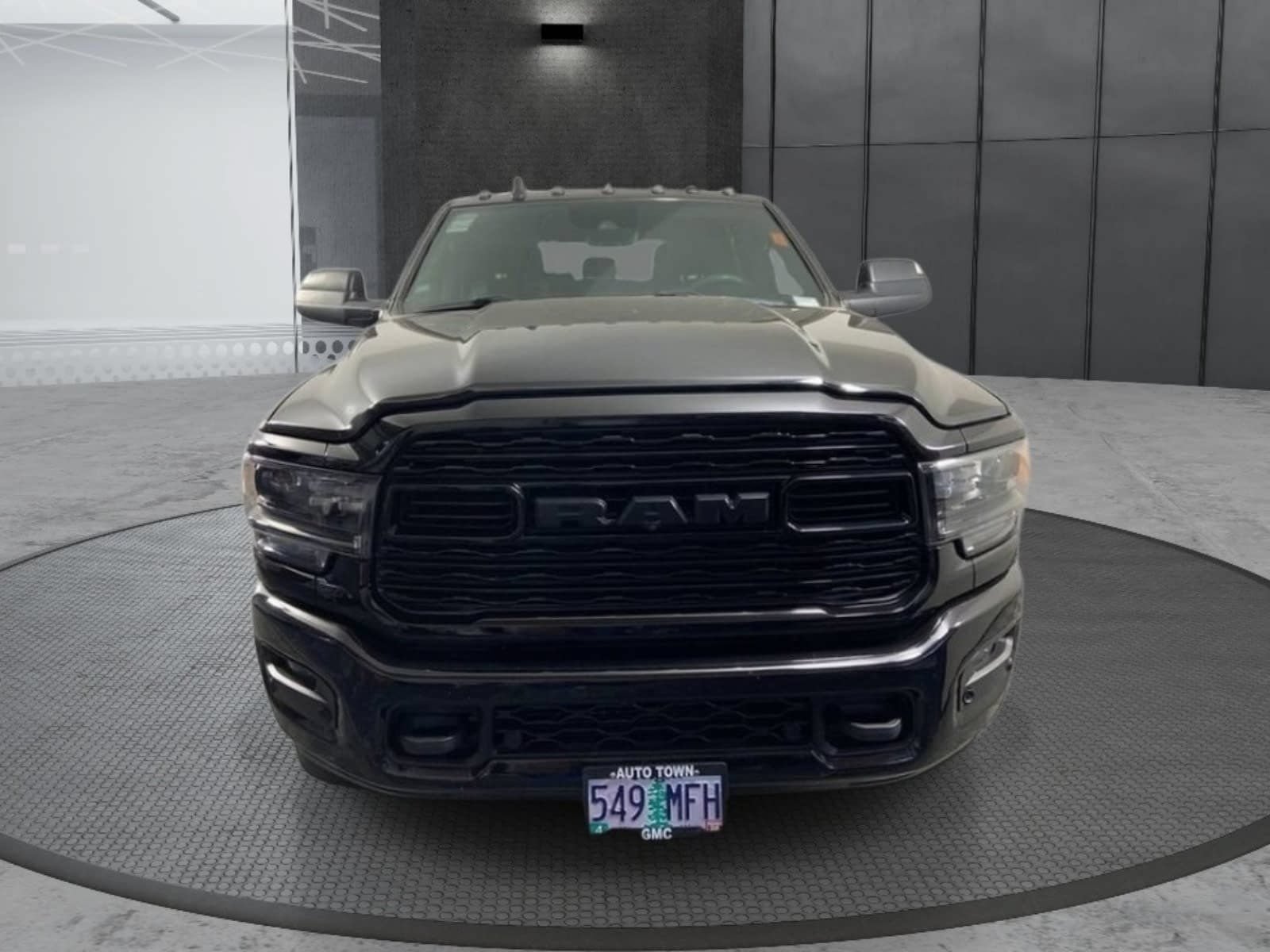 Used 2021 RAM 3500 Limited AWD/4WD image 2