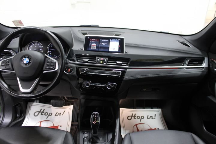 Used 2021 BMW X1 xDrive28i w/ Convenience Package image 2