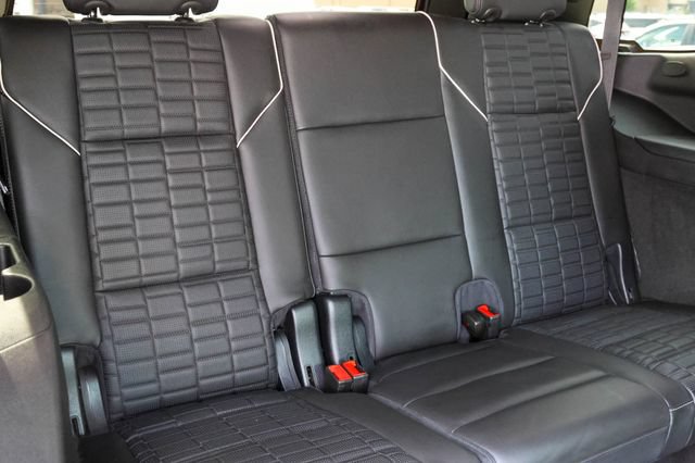 Used 2023 Cadillac Escalade V w/ LPO, ONYX Package AWD/4WD image 26