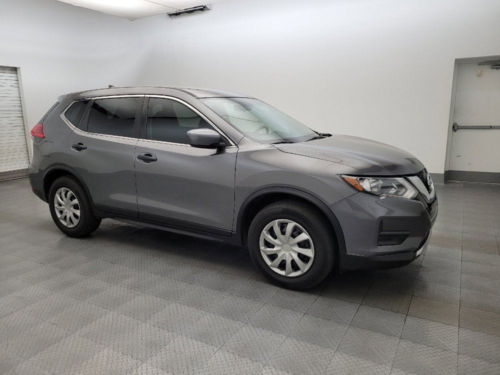 Used 2017 Nissan Rogue S FWD image 11