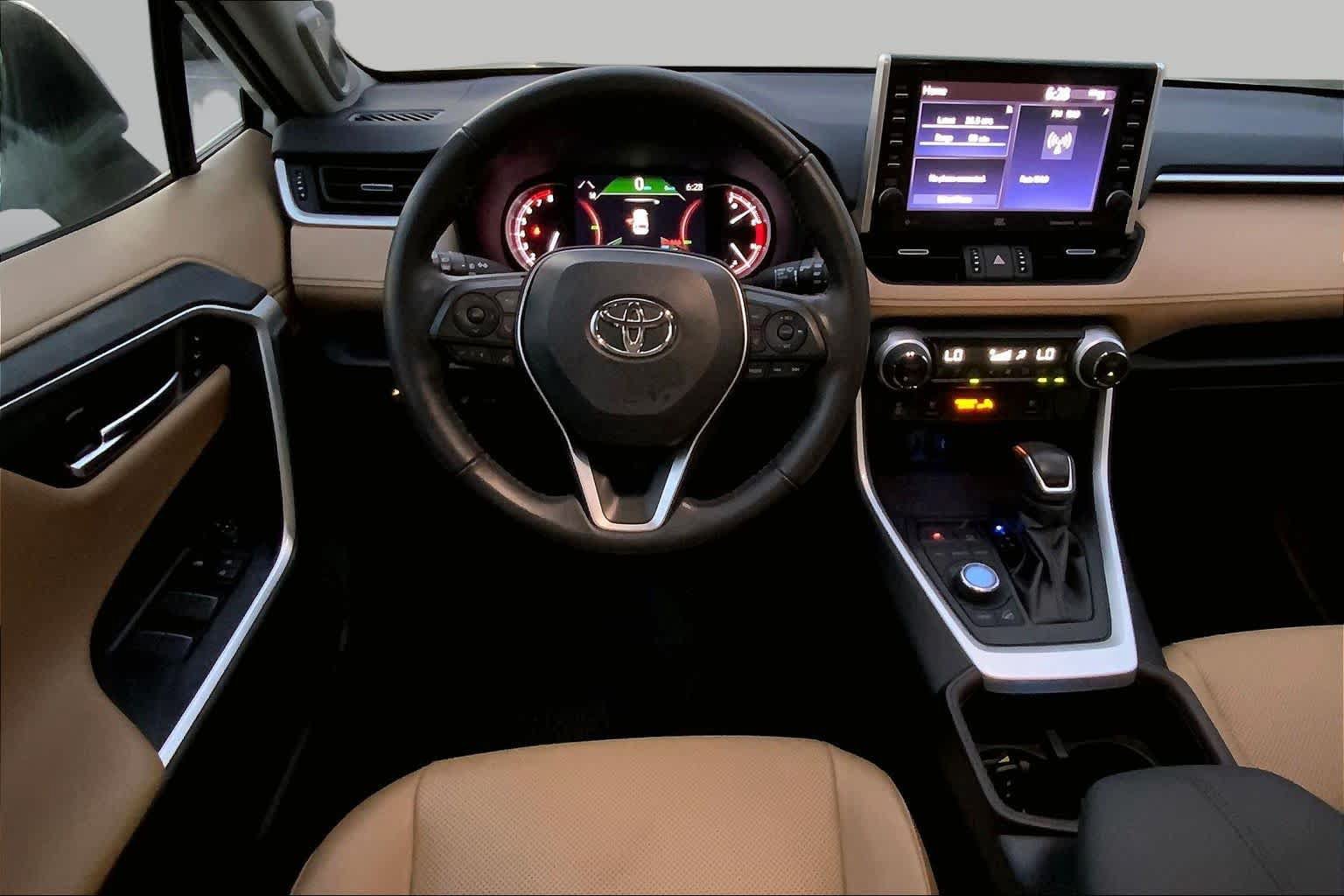 Used 2022 Toyota RAV4 Limited w/ Limited Grade Weather Package AWD/4WD image 6