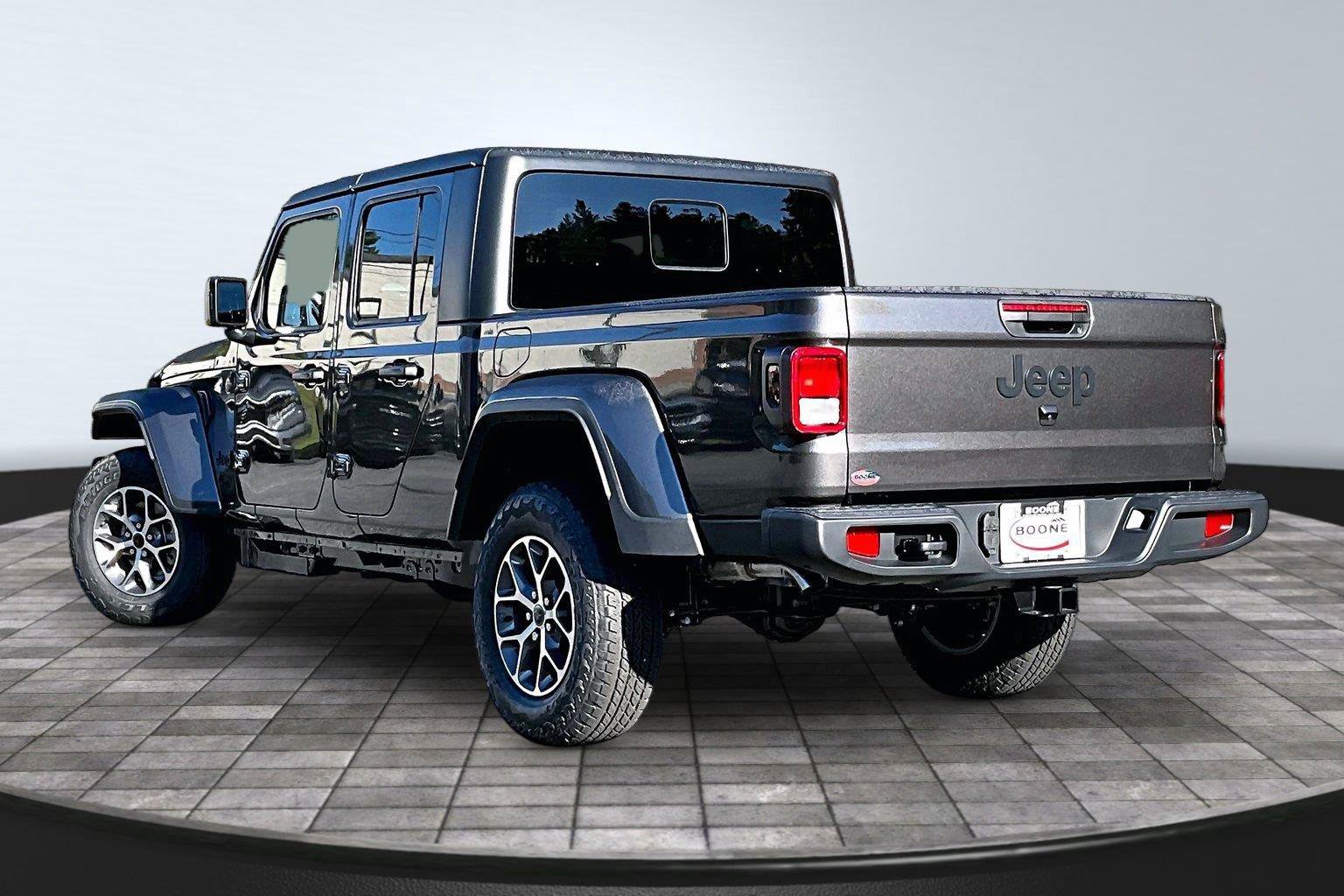 New 2027 Jeep Gladiator Sport AWD/4WD image 4