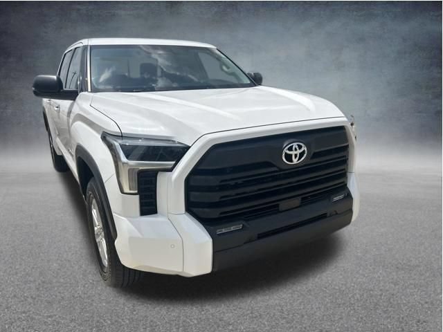 Used 2023 Toyota Tundra SR5 w/ SR5 Premium Package RWD image 6