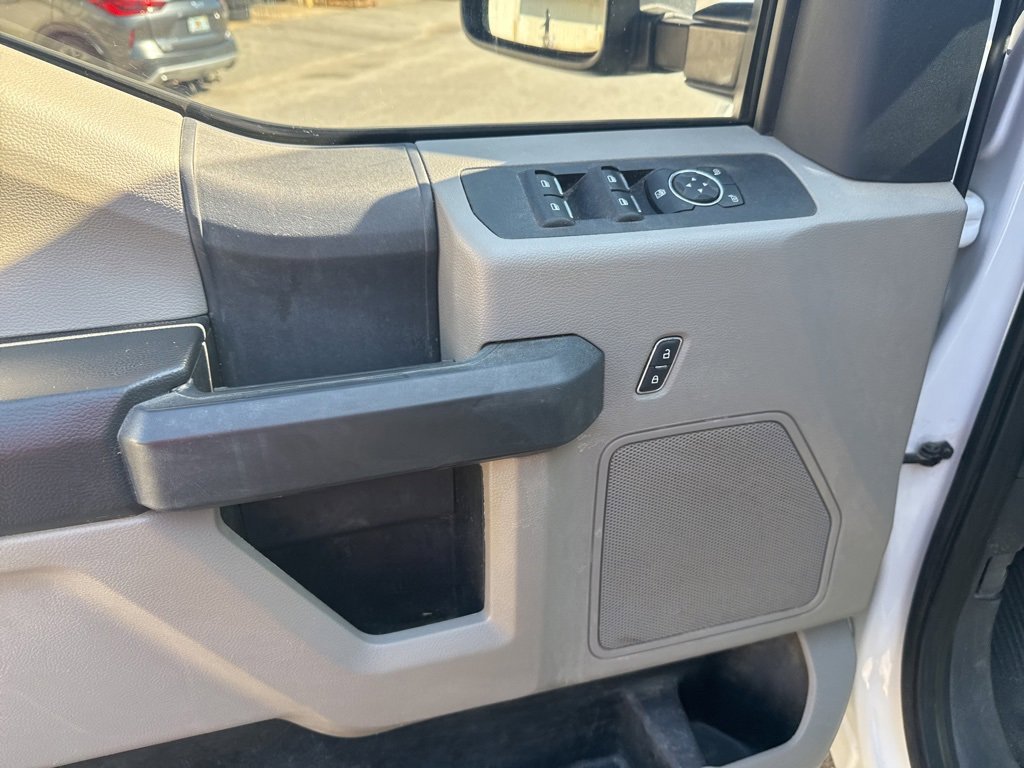 Used 2022 Ford F250 XL w/ Power Equipment Group image 12