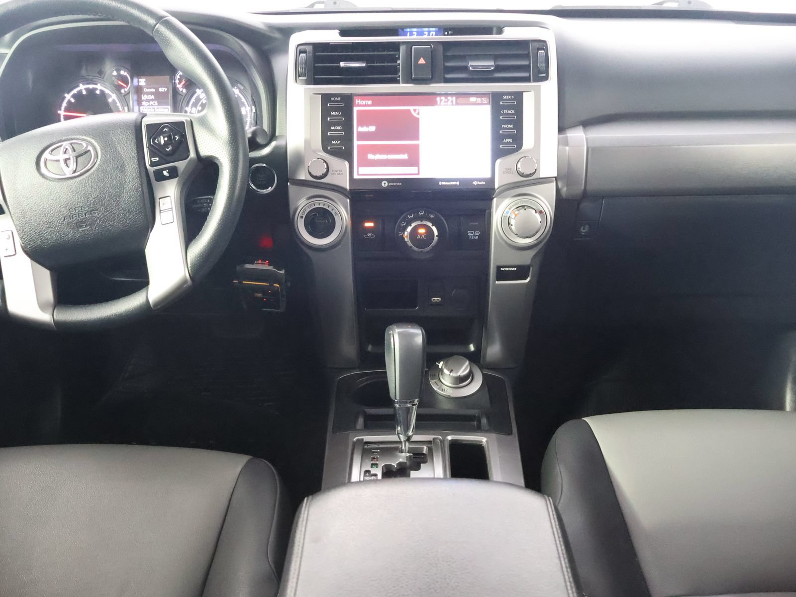 Used 2020 Toyota 4Runner SR5 Premium w/ Moonroof Package AWD/4WD image 30
