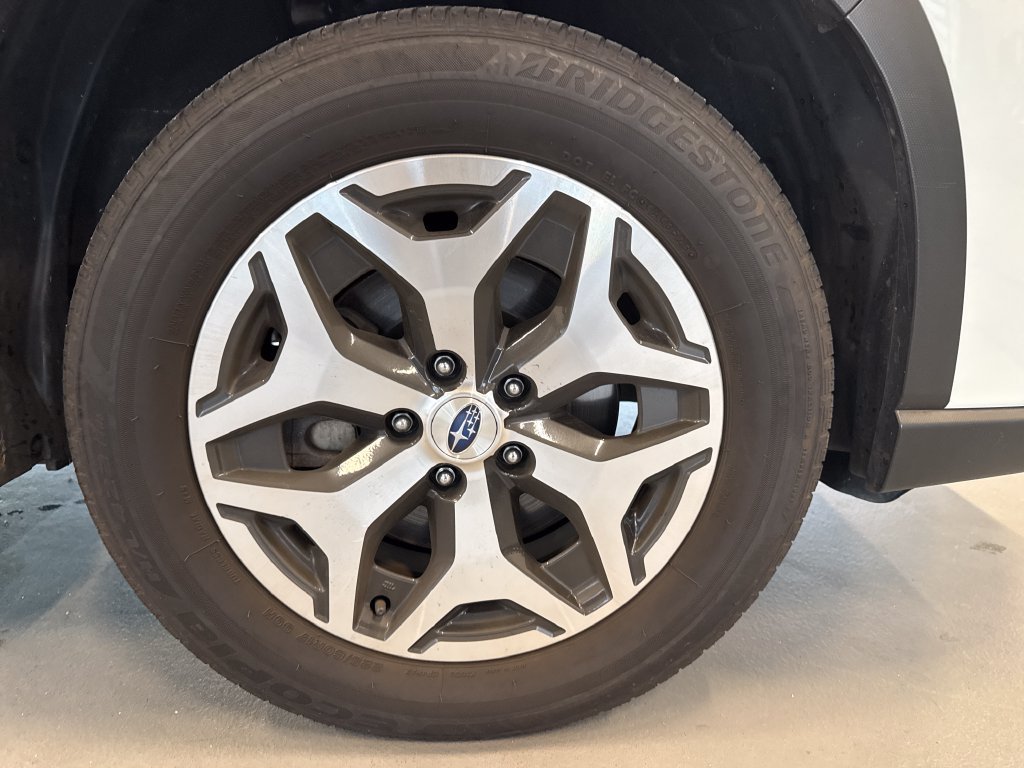 Certified 2024 Subaru Forester Premium AWD/4WD image 2
