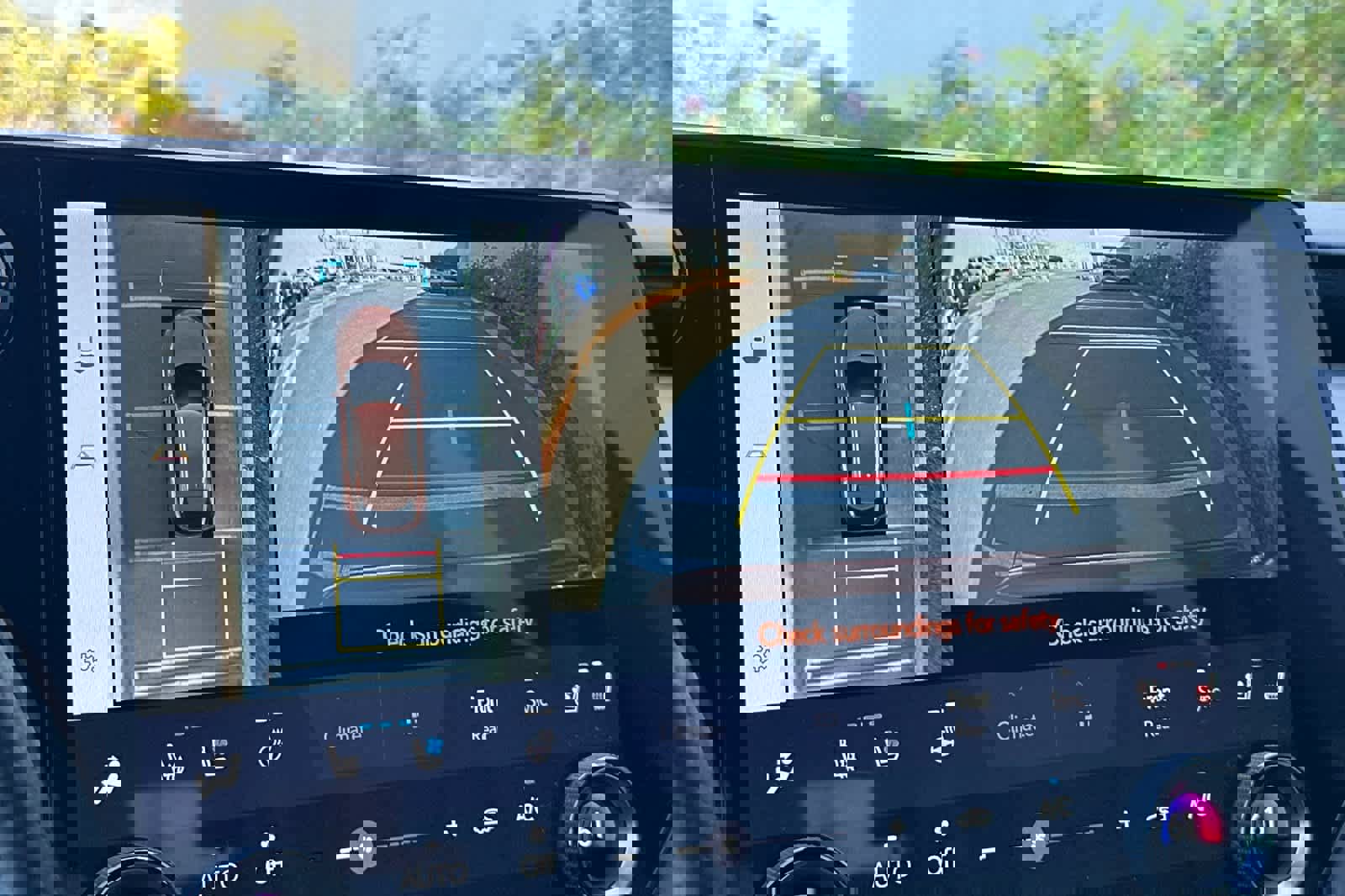 Used 2024 Lexus RX 500h F Sport w/ Convenience Package image 23