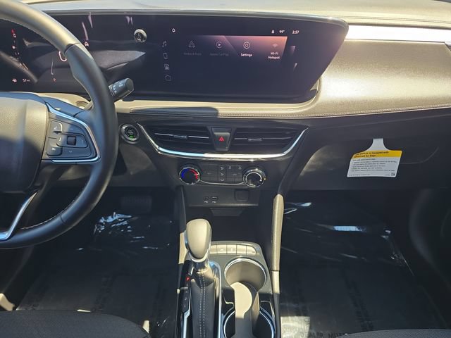 Certified 2026 Buick Encore GX Preferred FWD image 13