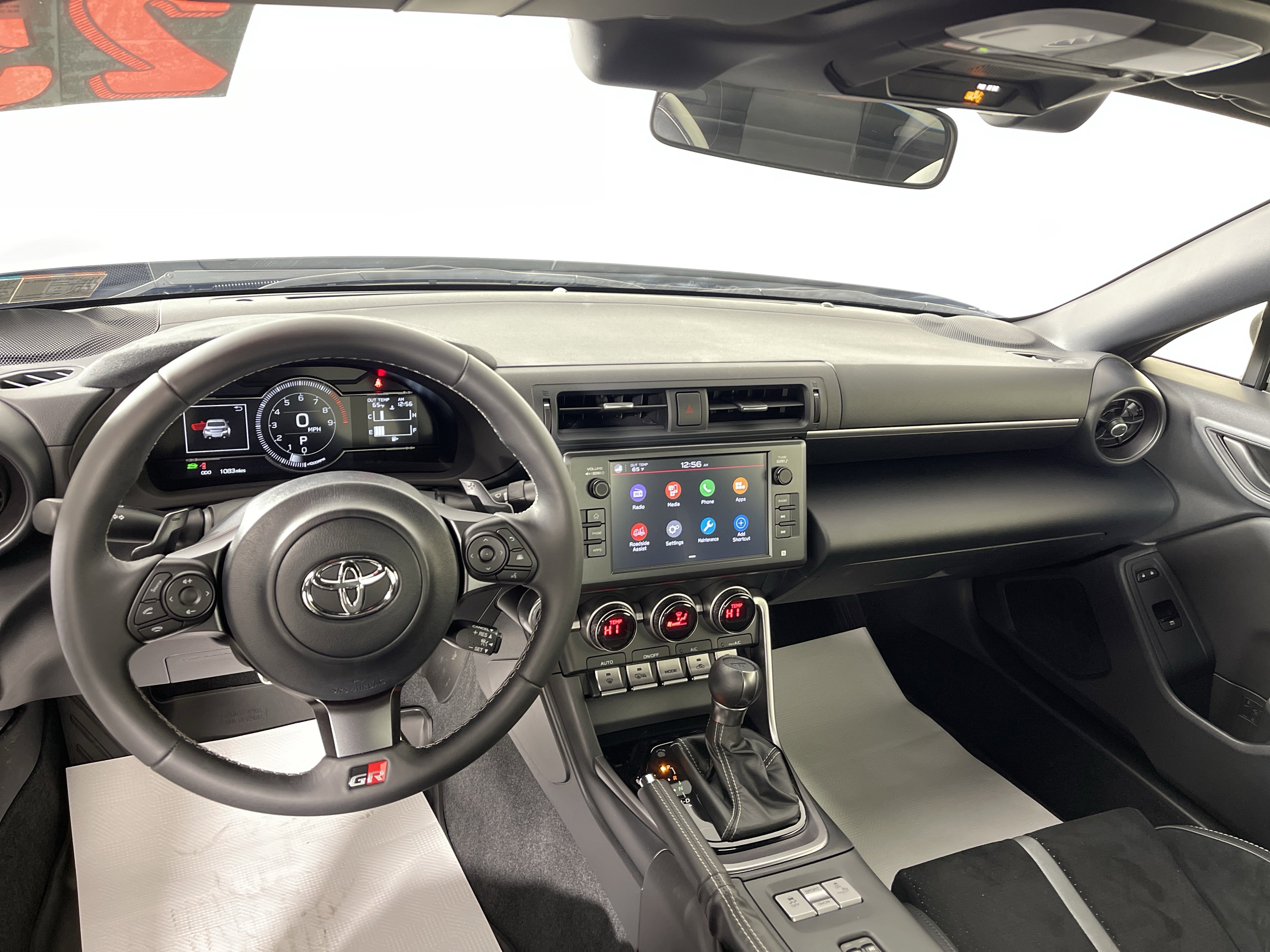 Used 2025 Toyota GR86 Premium w/ ALL Weather Mat Package (TMS) image 14