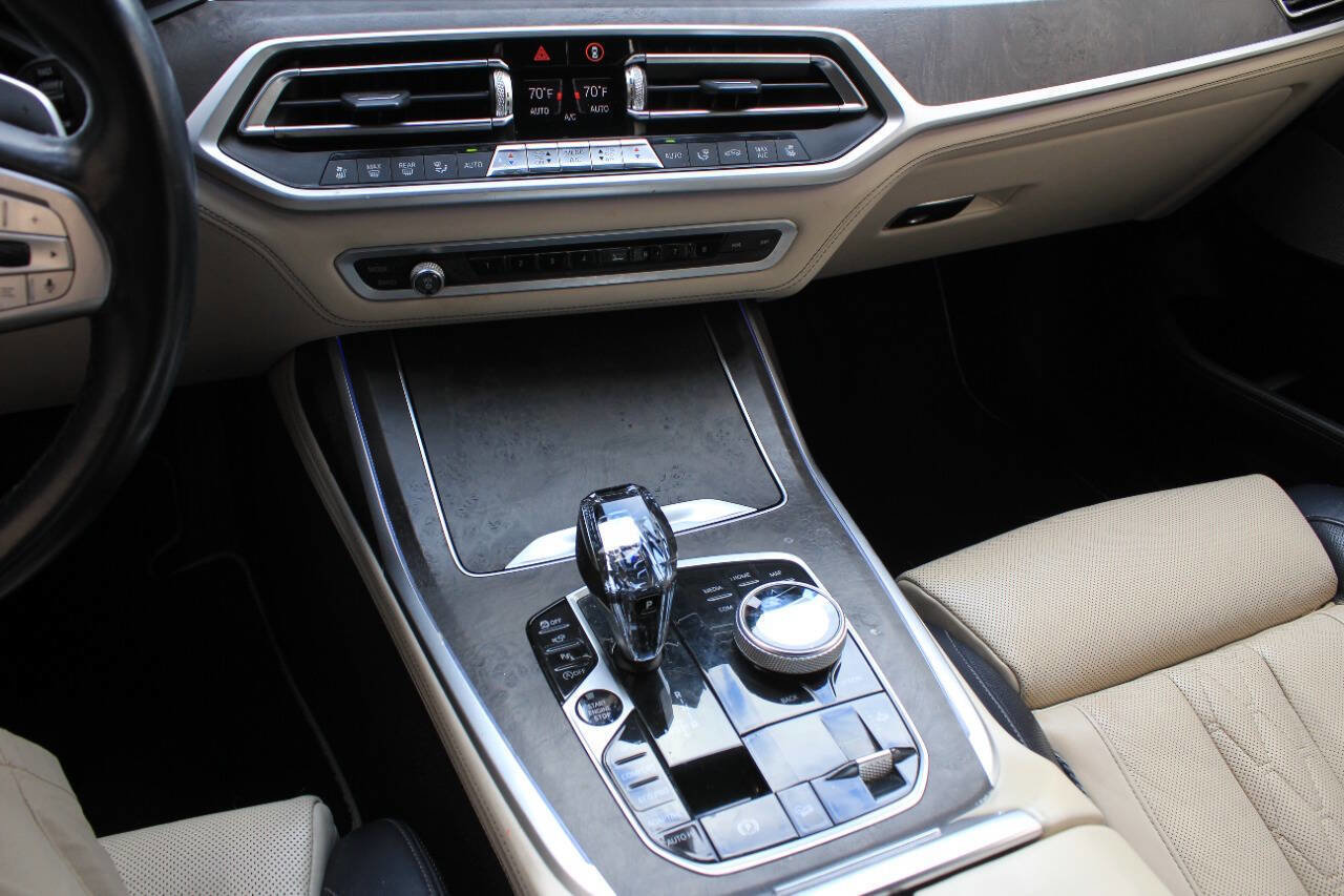 Used 2020 BMW X7 xDrive50i w/ Dynamic Handling Package image 25