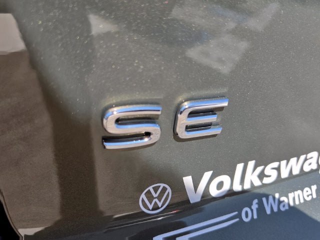 New 2026 Volkswagen Atlas Cross Sport SE FWD image 11