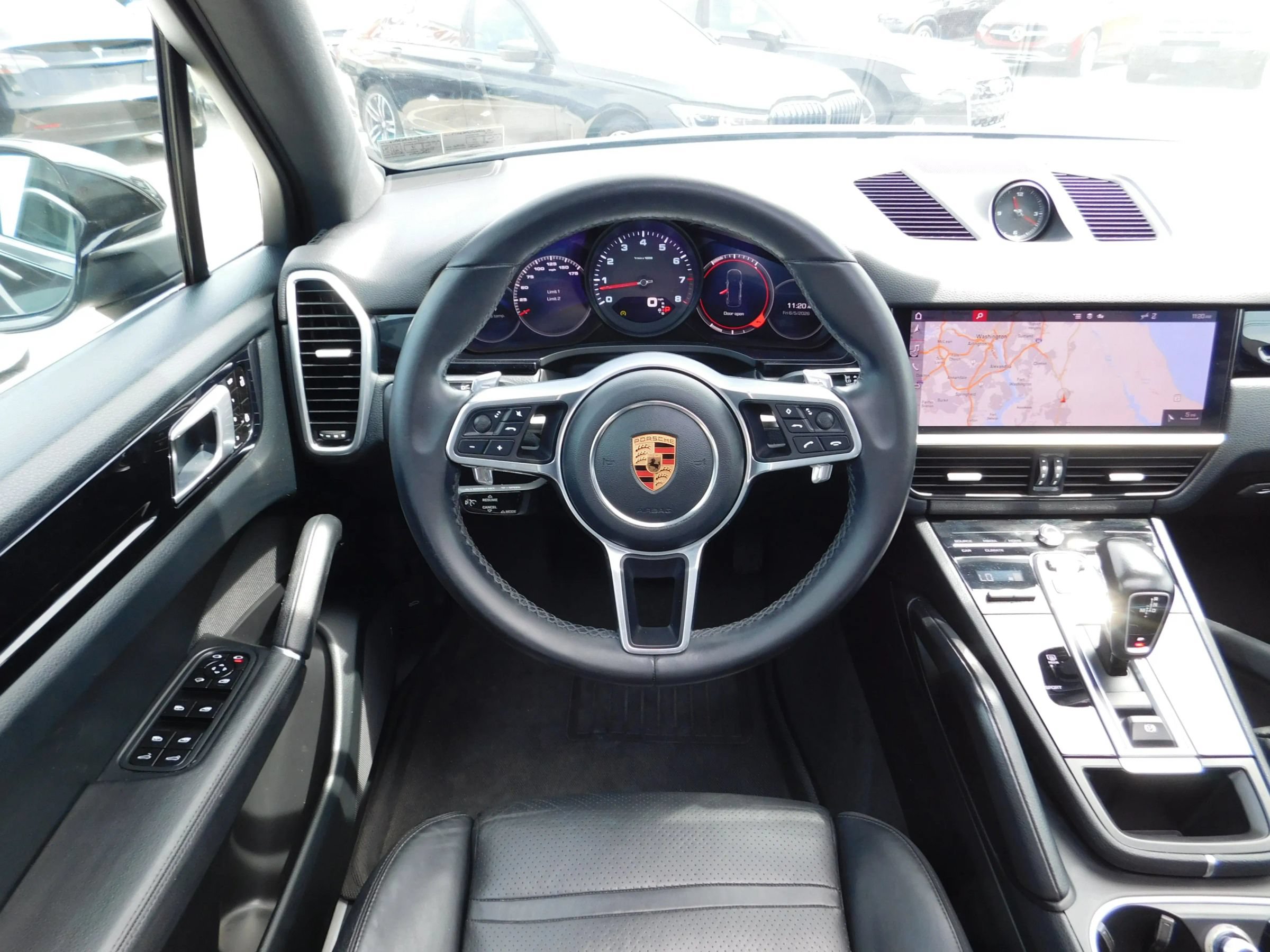 Used 2020 Porsche Cayenne AWD/4WD image 13