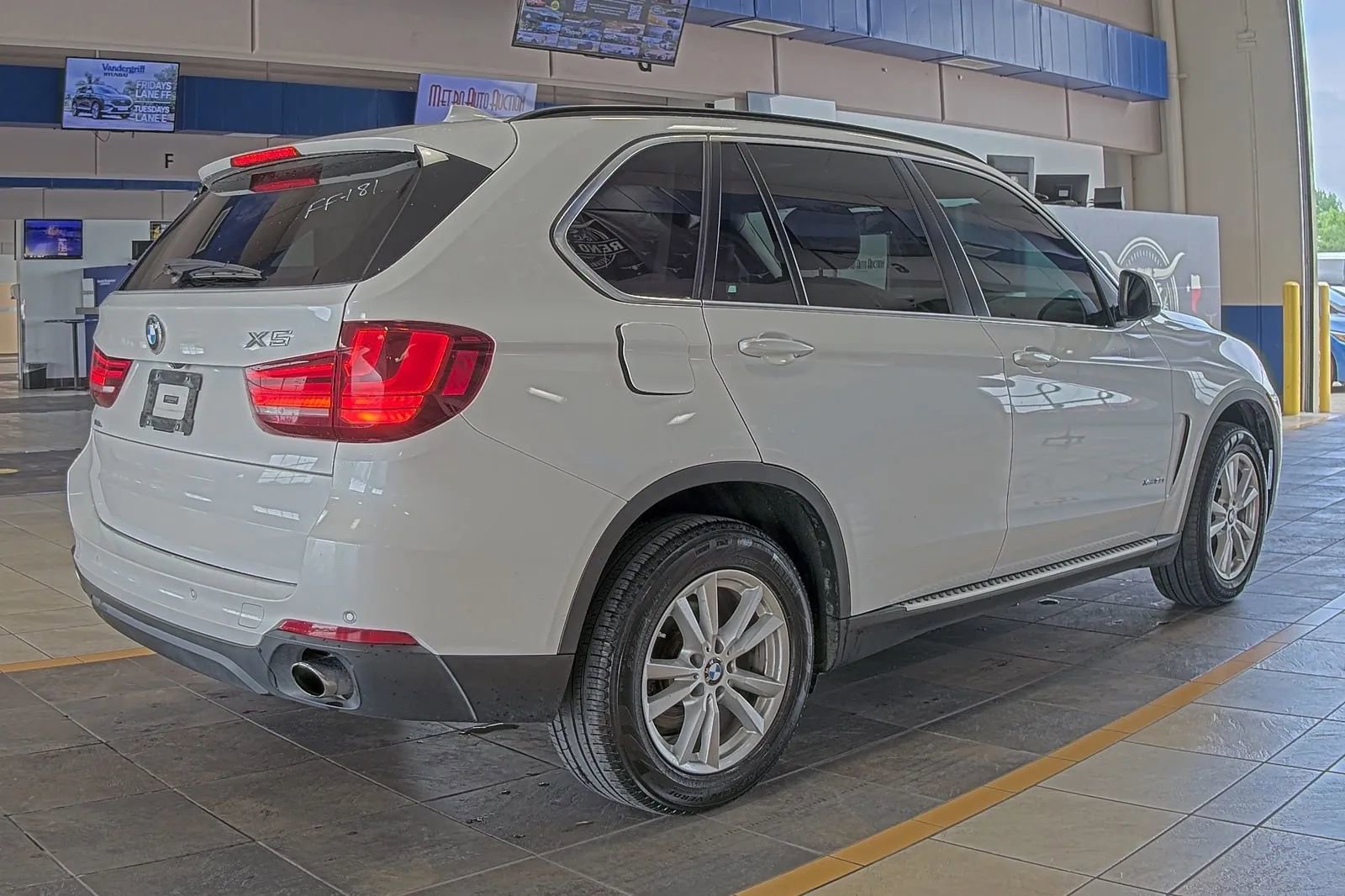 Used 2015 BMW X5 xDrive35i AWD/4WD image 3
