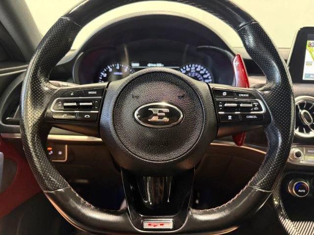 Used 2019 Kia Stinger GT1 image 15