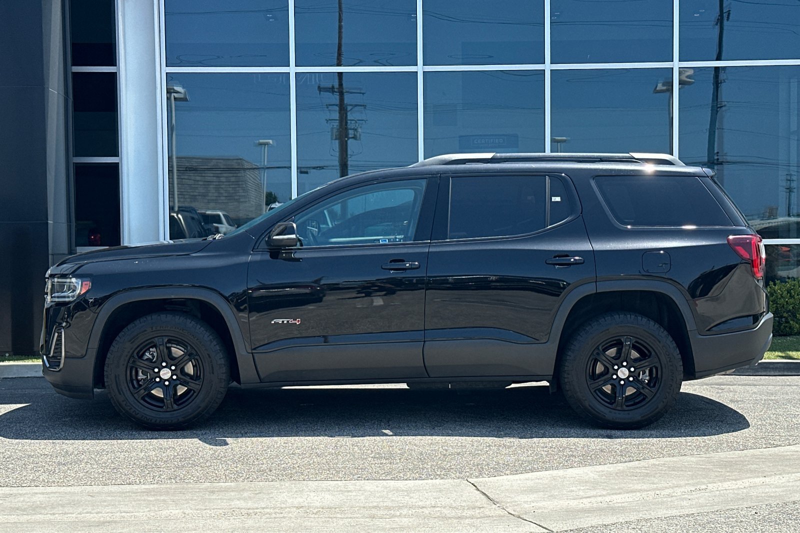 Certified 2023 GMC Acadia AT4 AWD/4WD image 7