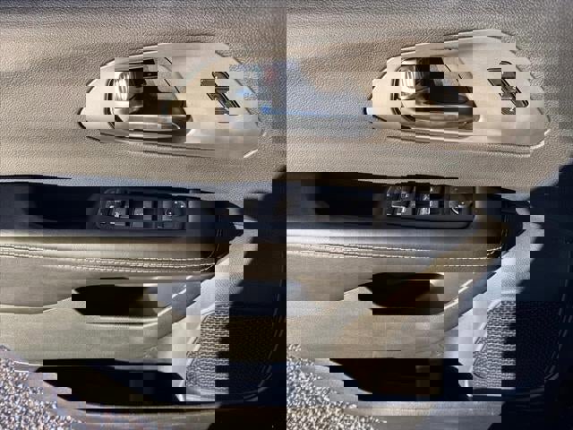 New 2026 Chrysler Pacifica Select w/ S Appearance Package image 47