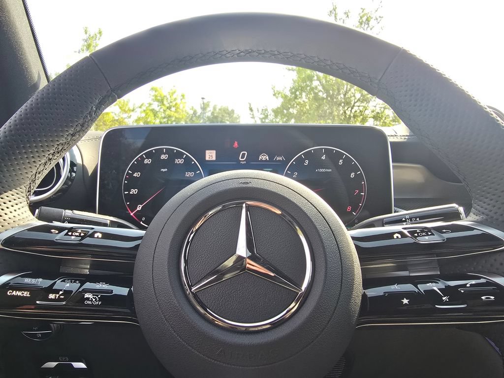 New 2027 Mercedes-Benz GLC 300 4MATIC image 28