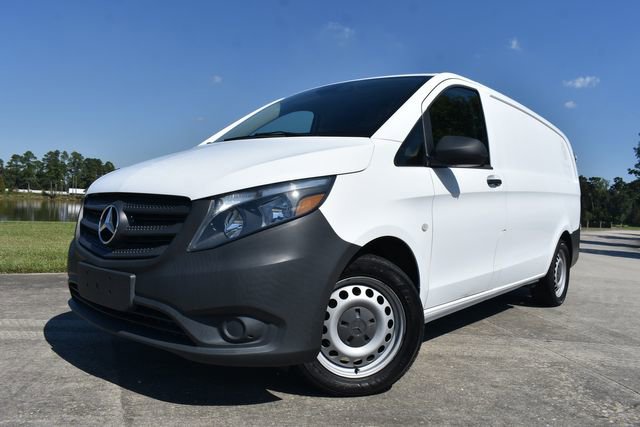 Used 2020 Mercedes-Benz Metris image 1