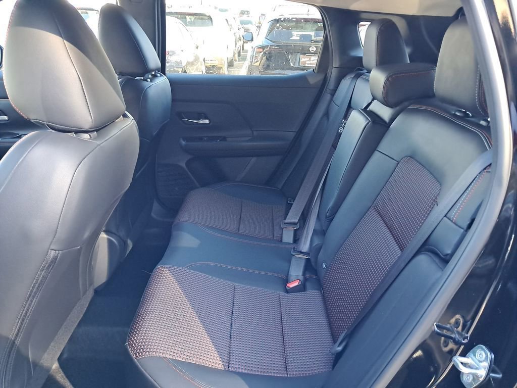 New 2026 Nissan Kicks SR w/ Cold Weather Package image 26