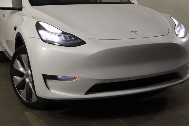 Used 2023 Tesla Model Y Long Range AWD/4WD image 44