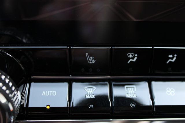 New 2025 GMC Canyon Elevation w/ Convenience Package image 16