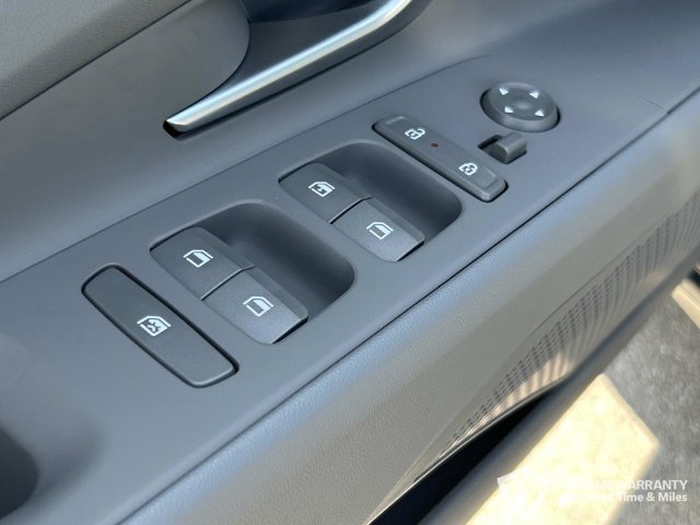 New 2026 Hyundai Elantra SE FWD image 22
