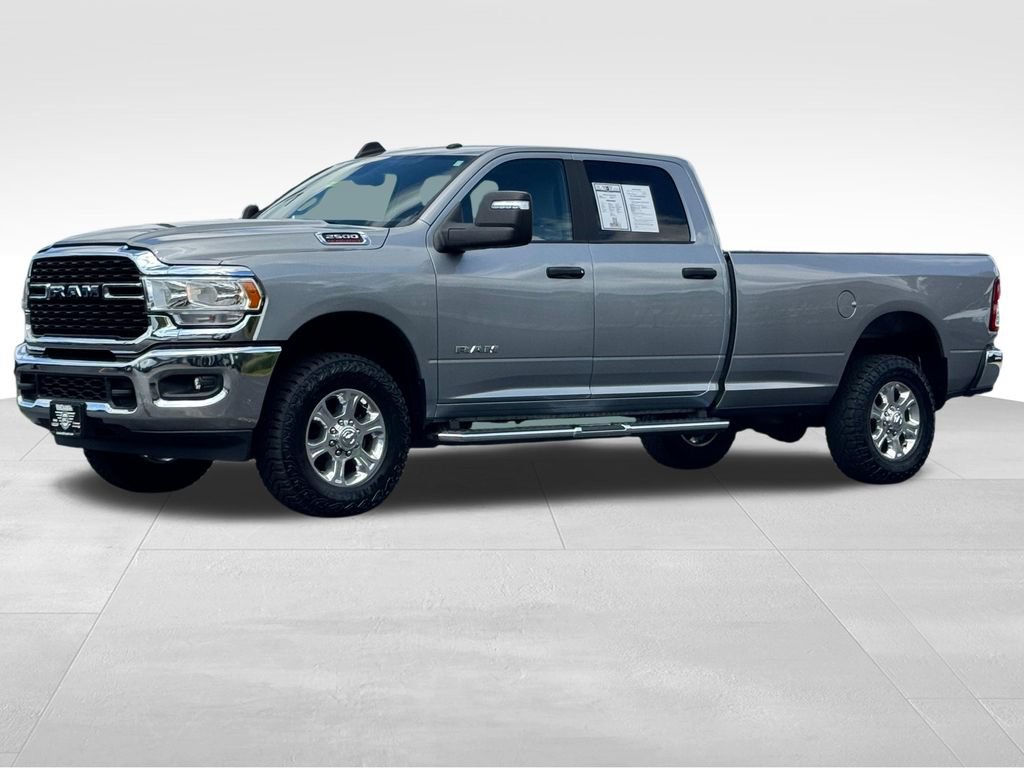 Used 2024 RAM 2500 Big Horn AWD/4WD image 3