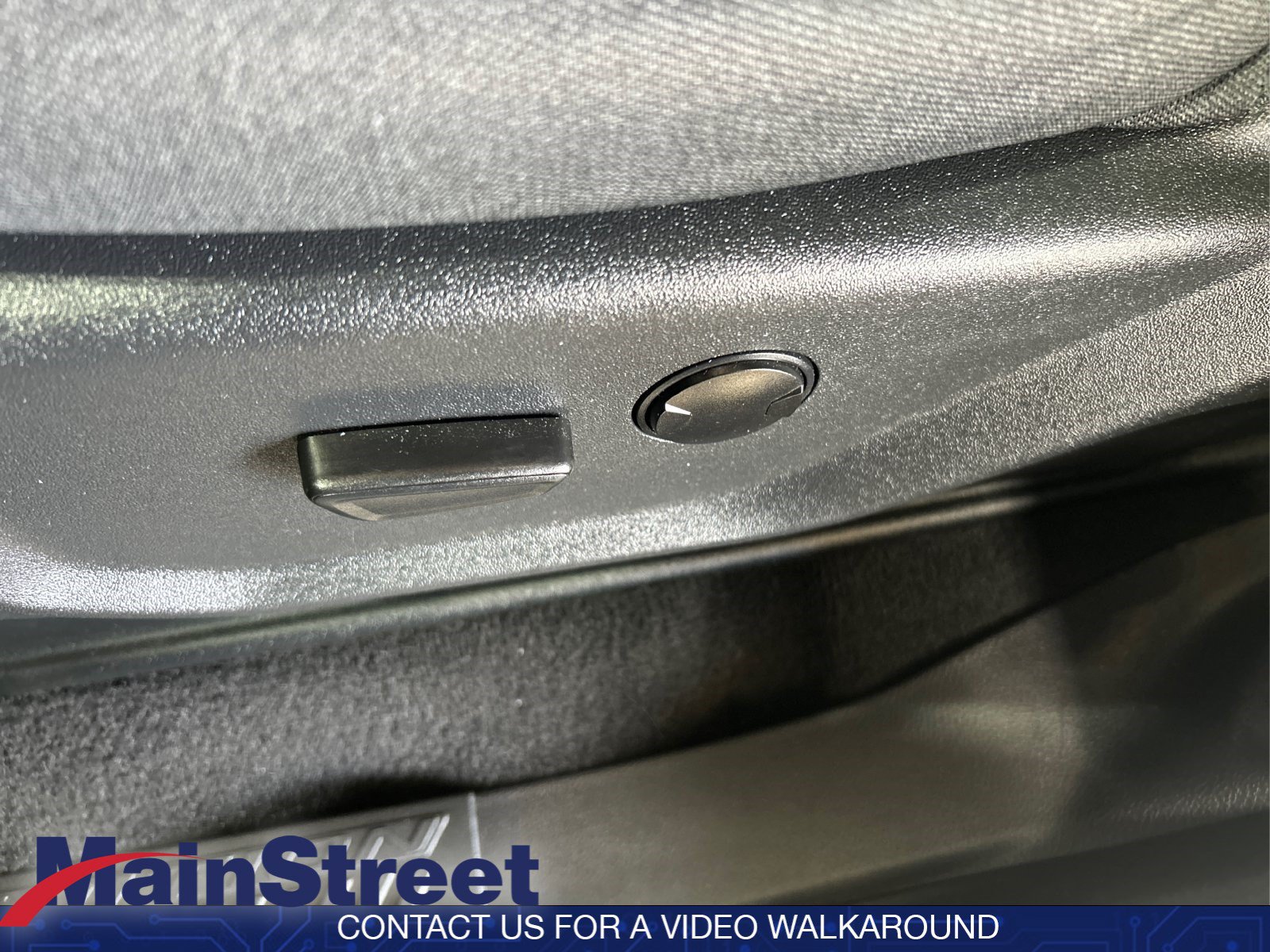 Used 2024 Ford Expedition XLT AWD/4WD image 16