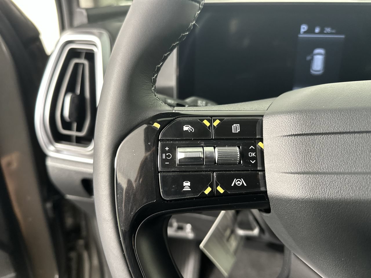 New 2026 Kia Sorento EX FWD image 6