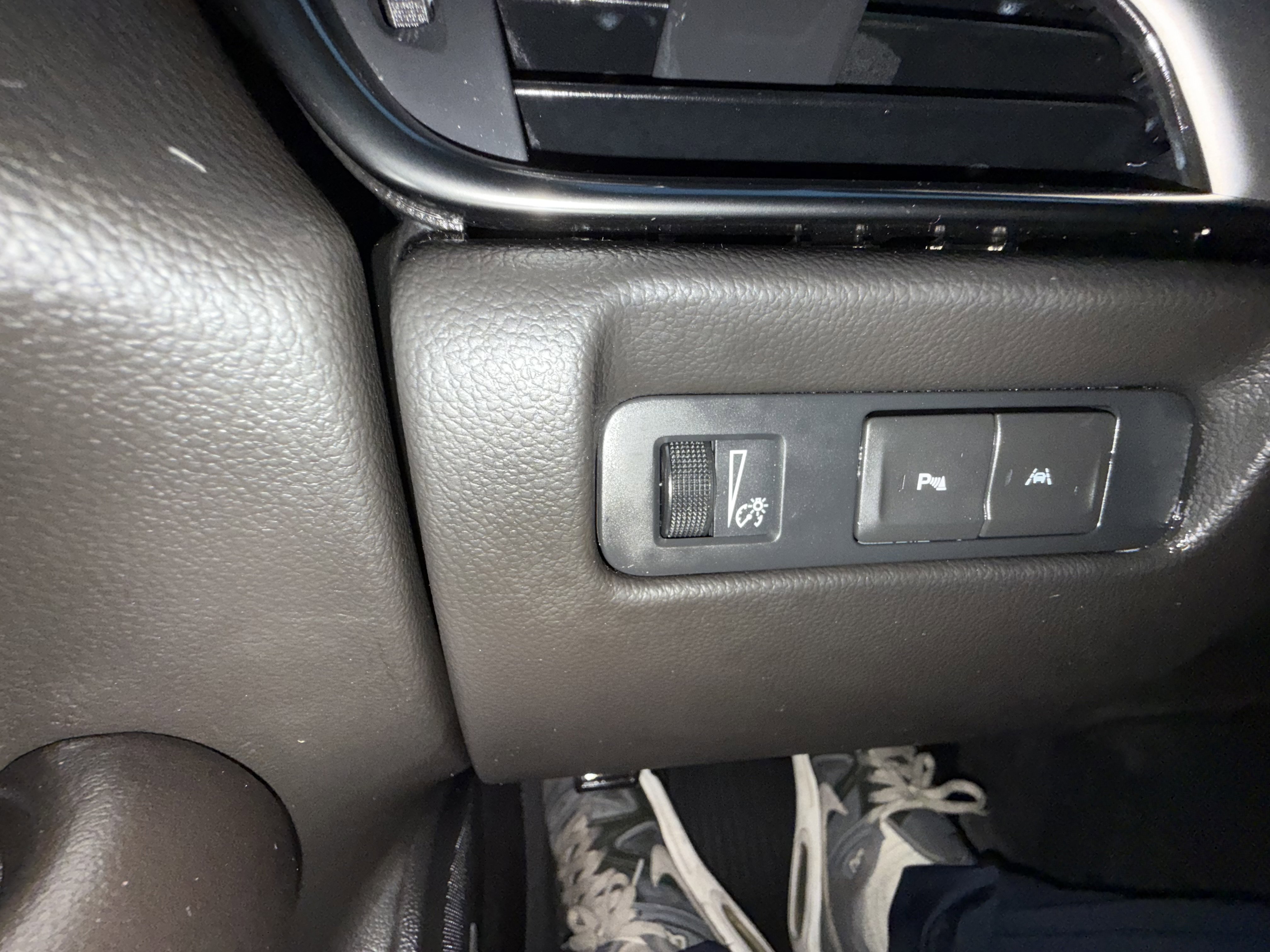 Used 2015 Cadillac ATS Luxury w/ Sun And Sound Package image 22